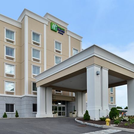 Holiday Inn Express & Suites Peekskill-Lower Hudson Valley By Ihg Eksteriør bilde