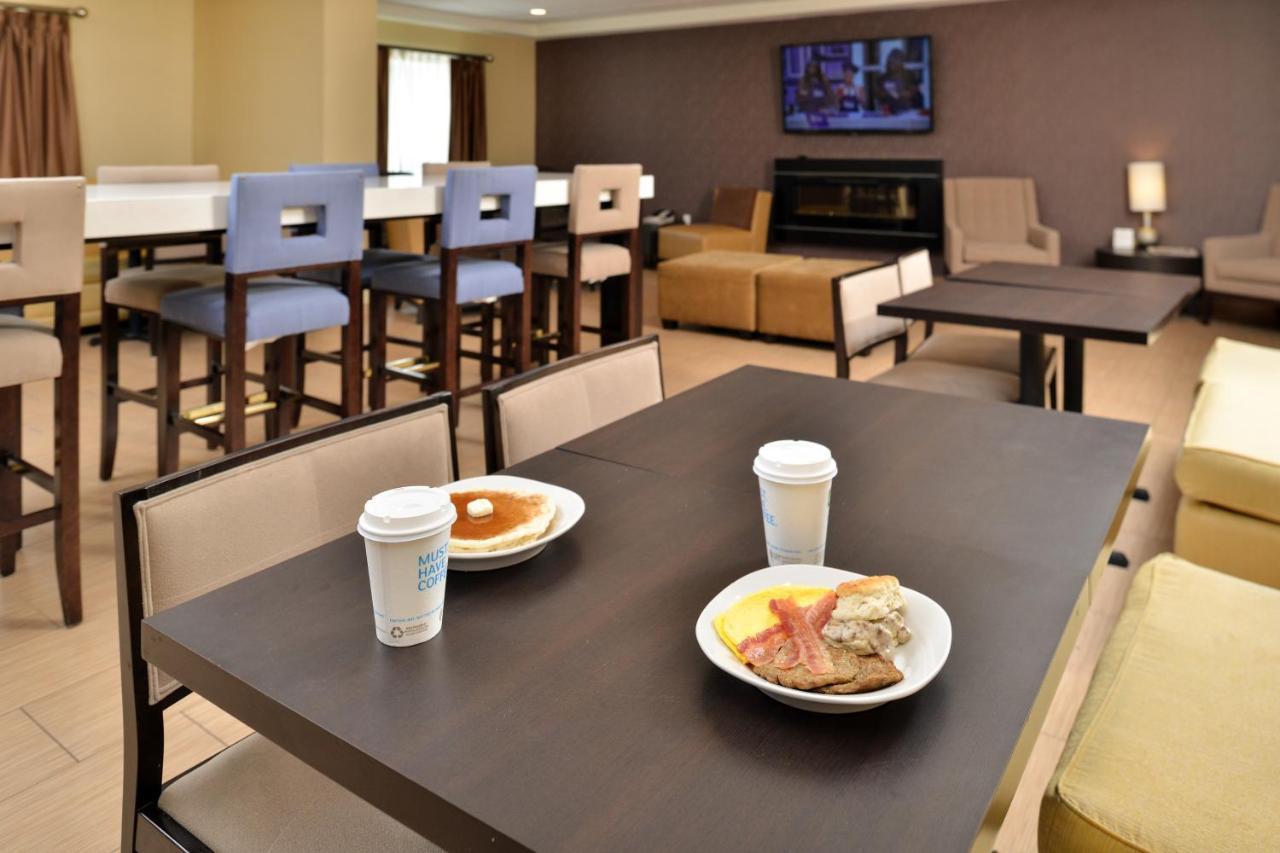 Holiday Inn Express & Suites Peekskill-Lower Hudson Valley By Ihg Eksteriør bilde