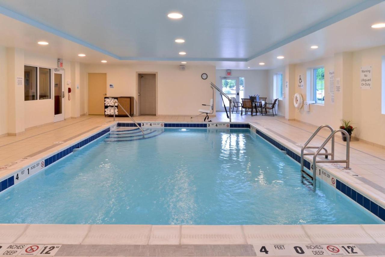Holiday Inn Express & Suites Peekskill-Lower Hudson Valley By Ihg Eksteriør bilde