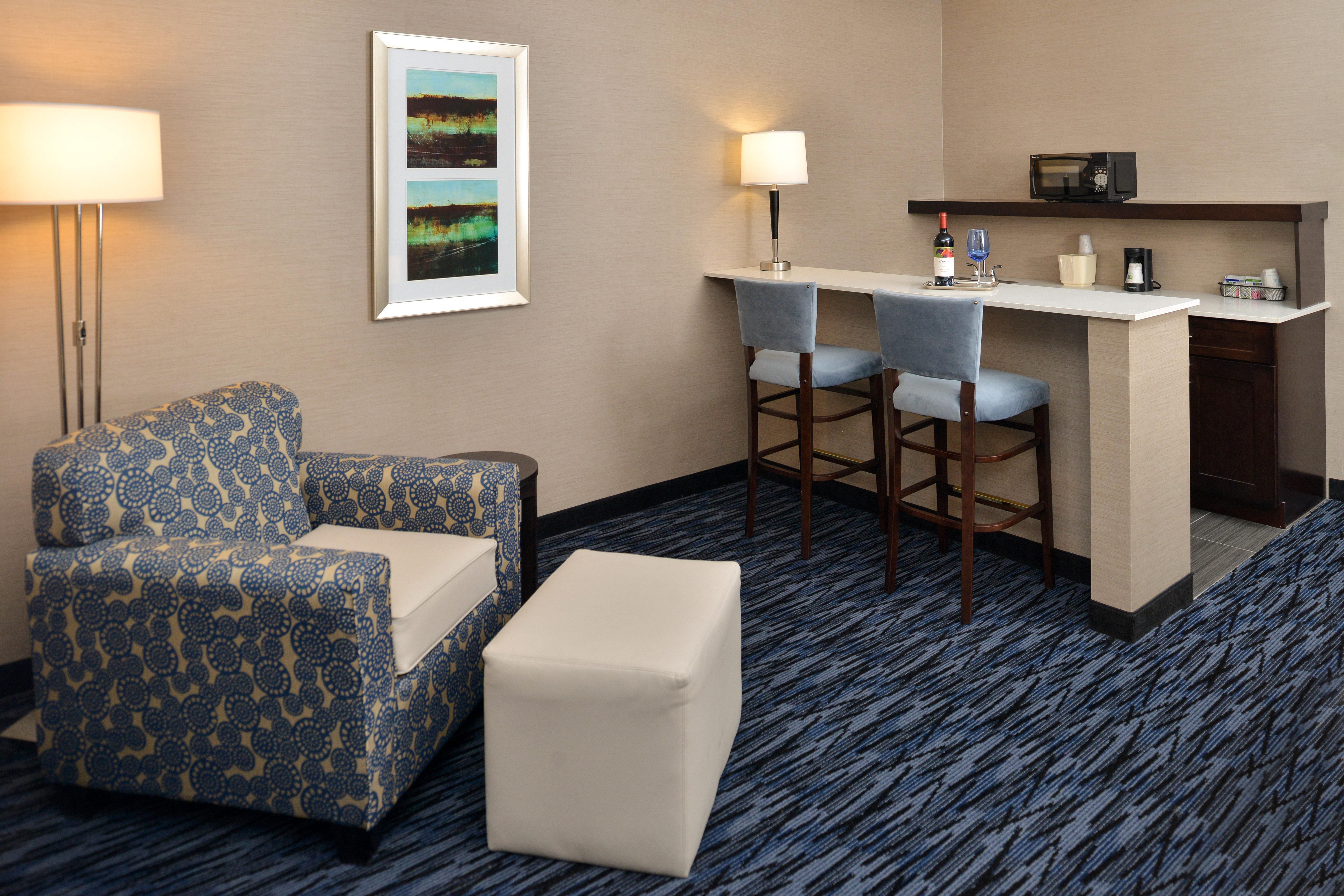 Holiday Inn Express & Suites Peekskill-Lower Hudson Valley By Ihg Eksteriør bilde