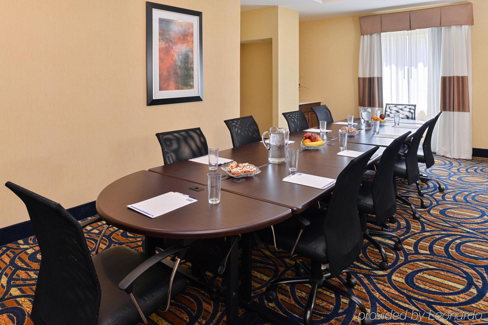 Holiday Inn Express & Suites Peekskill-Lower Hudson Valley By Ihg Eksteriør bilde