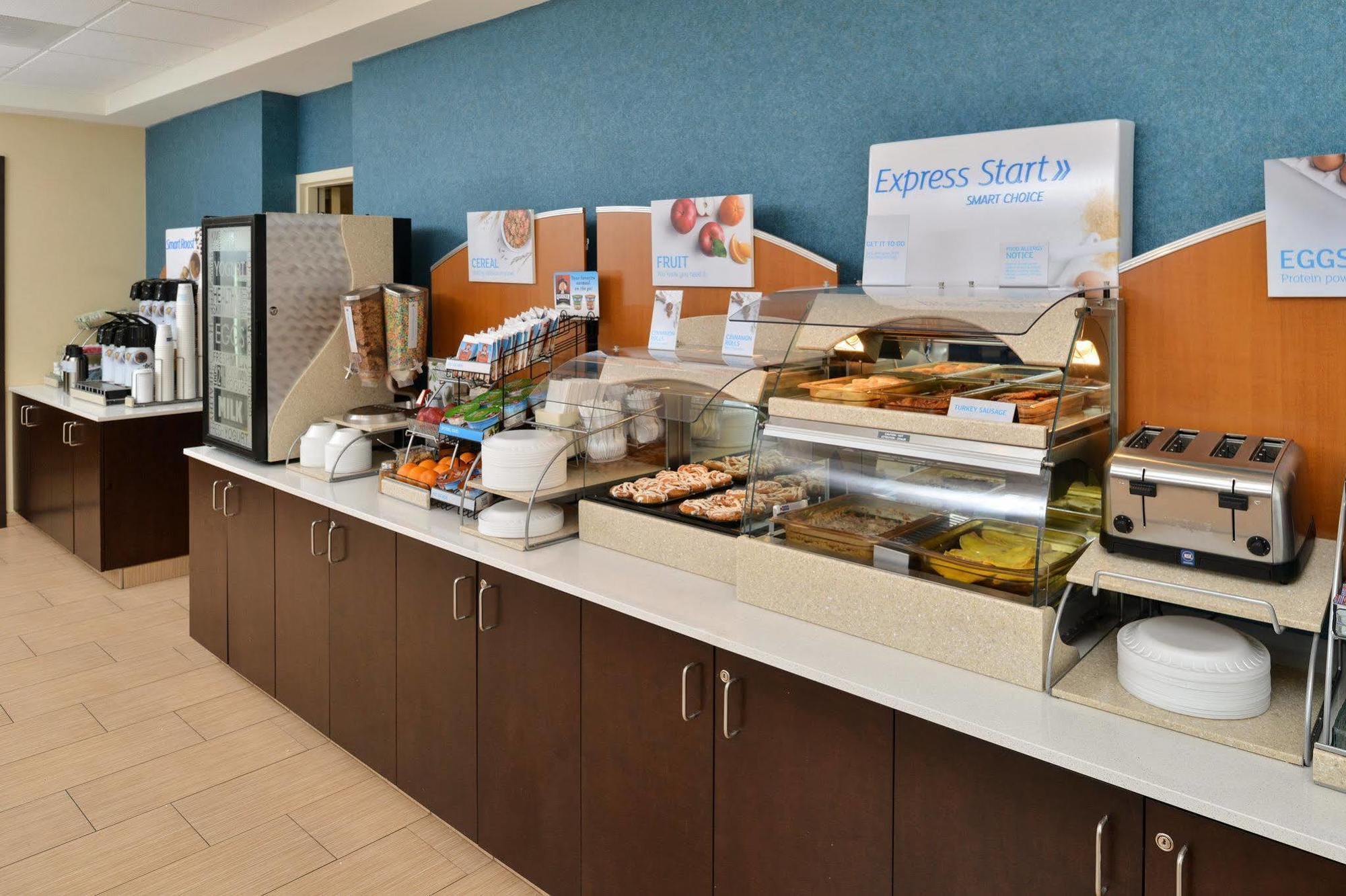 Holiday Inn Express & Suites Peekskill-Lower Hudson Valley By Ihg Eksteriør bilde